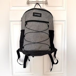 Dakine 18L Backpack - Like New